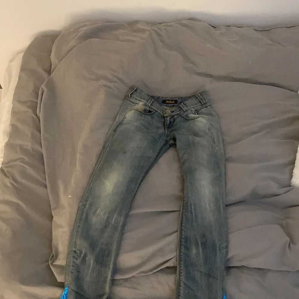 Säljer ett bar jätte dina Low Waist jeans . Jeans & Byxor.