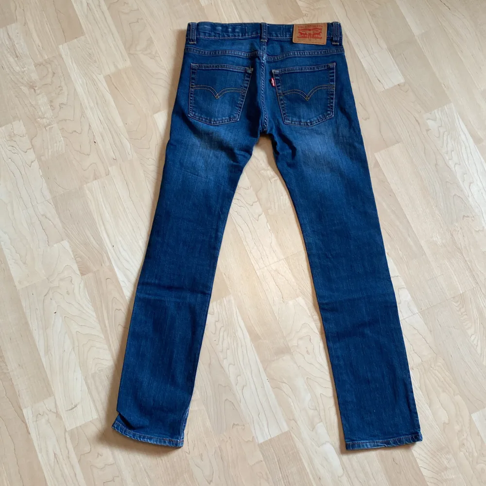 Fint slitna jeans i modell 510 12 år. Jeans & Byxor.
