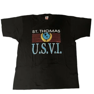 Vintage T-shirt  - Vintage St.Thomas T-shirt som legat inplastad sedan sent 80-tal. Skriv på dm vid frågor eller fler bilder!