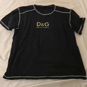 Dolce & Gabbana T-shirt - Inte bästa skicket och fake som fan haha (det behöver ingen veta dock)