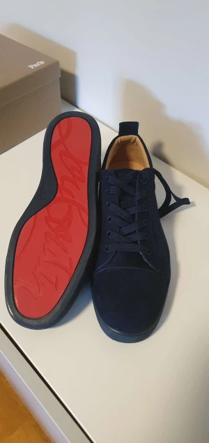 Christian Louboutin  - Storlek 46, aldrig använda då de inte passade i storleken. Högst bud vinner.