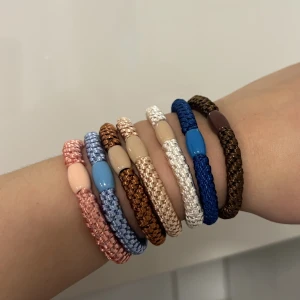 Hårsnoddar  - Populär hårsnoddar, 10kr/st 