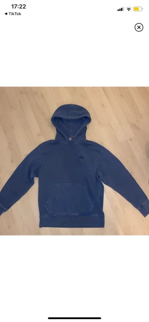 Hoodie - Hoodie från Levi’s. Stolek S (sitter som S)