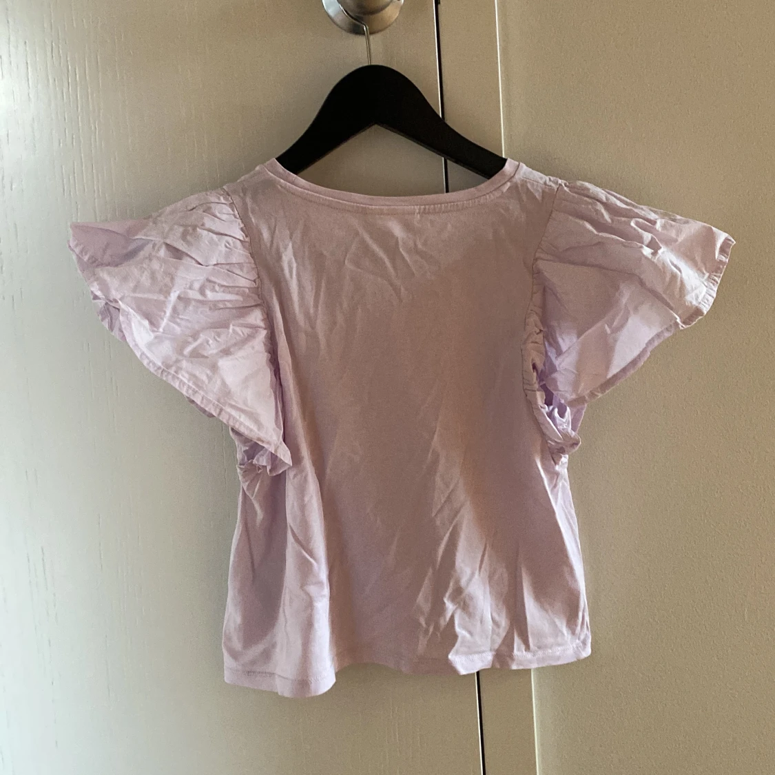 Ljus lila tröja med puffärm💜 - 90