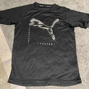 Tränings T-shirt  - Oanvänd träningstshirt