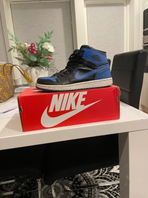 Jordan 1 - skick smutsiga funkar annars