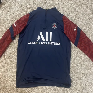 Psg tröja - Ny skick aldrig använd. 