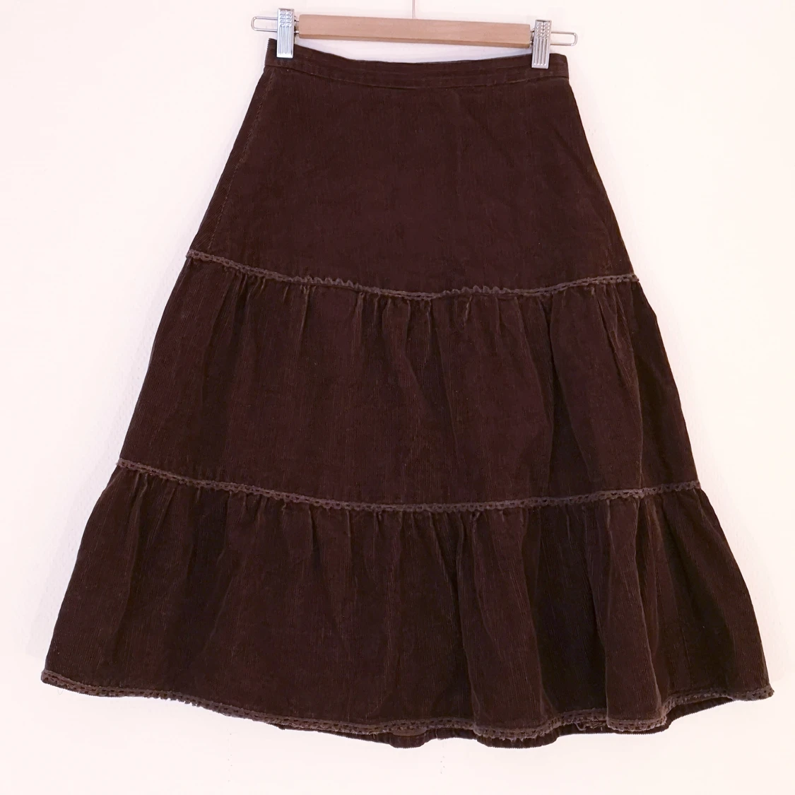 Mörkbrun manchesterkjol strl xs