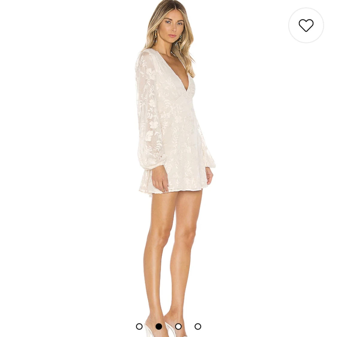 Toppenfin studentklänning i nyckick från Revolve - 90