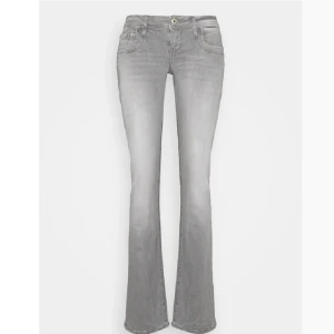 Ltb valerie jeans - Säljer dessa supersnygga jeans då de jag råkade beställa 2stycken par, sparsamt använda storlek W27 L34💕tryck inte på köp nu!💕