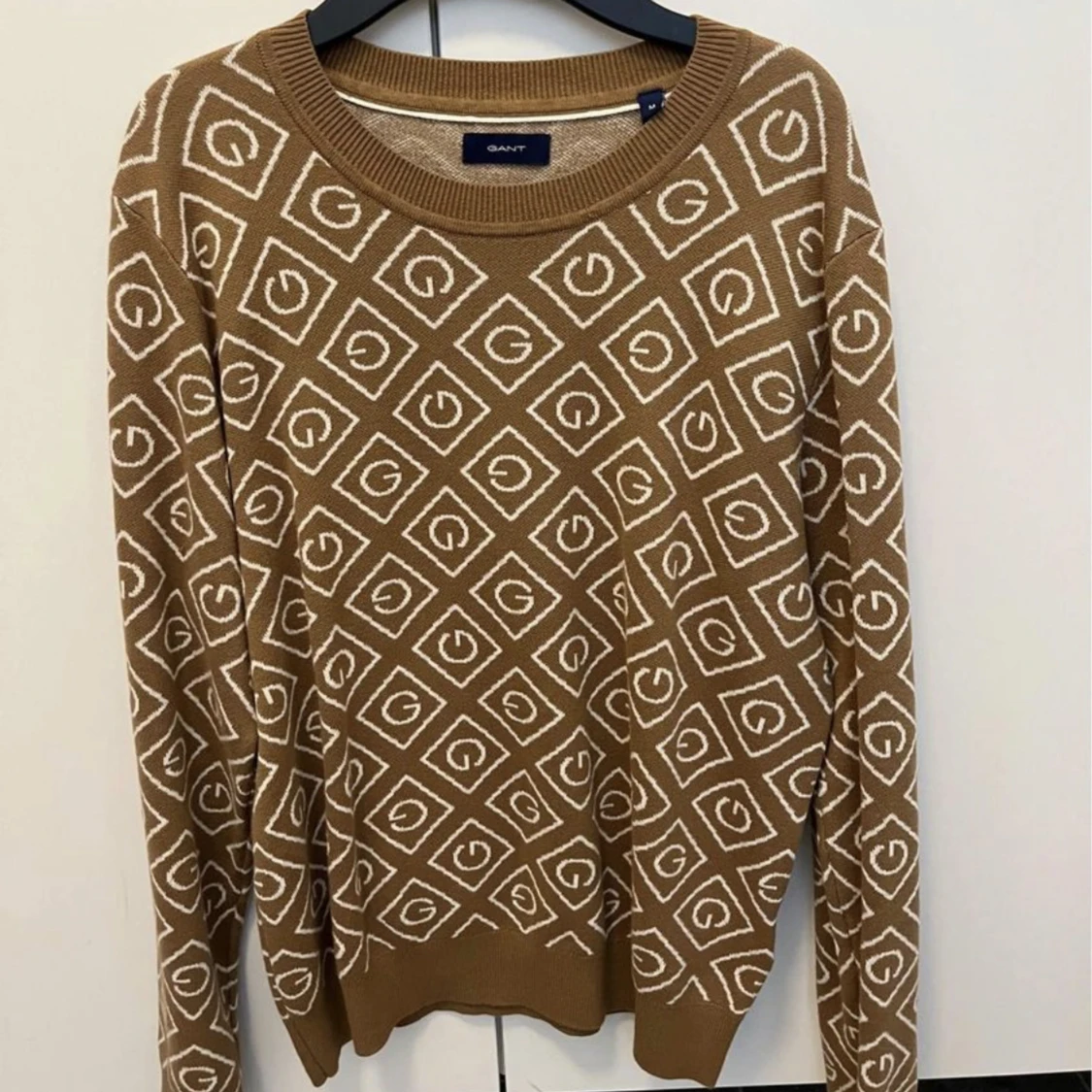Gant stickad tröja