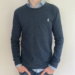 Ralph lauren tröja! - En riktigt fet tröja från ralph lauren! Skick: 10/10 Nypris 800kr Vårat 499kr