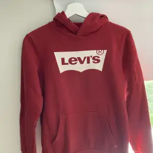 Levi’s hoodie storlek 147-163, 12-13 år