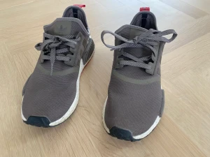 Nmd adidas - Använda vid tre tillfällen, så gott som nya. Vid snabb affär kan pris diskuteras 