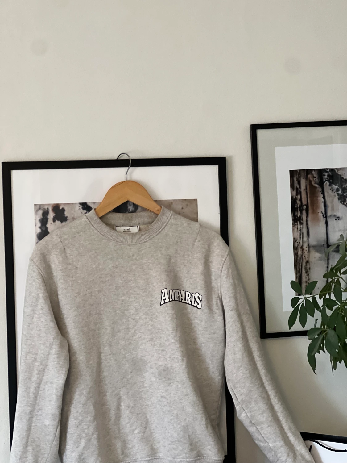 Ami Paris sweatshirt