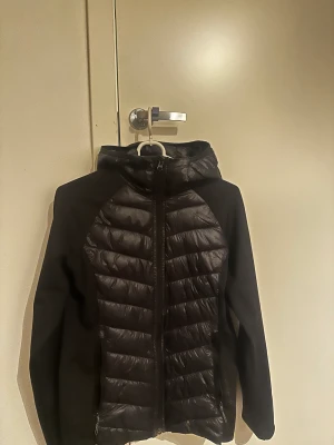 Jacka från Mckinley  - Fint skick, använd några gånger. 