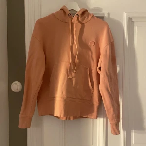 Acne hoodie  - Acne hoodie coral. Storlek S 