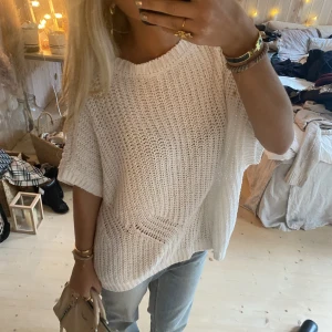 Stickad tröja - Super snygga men har för många 