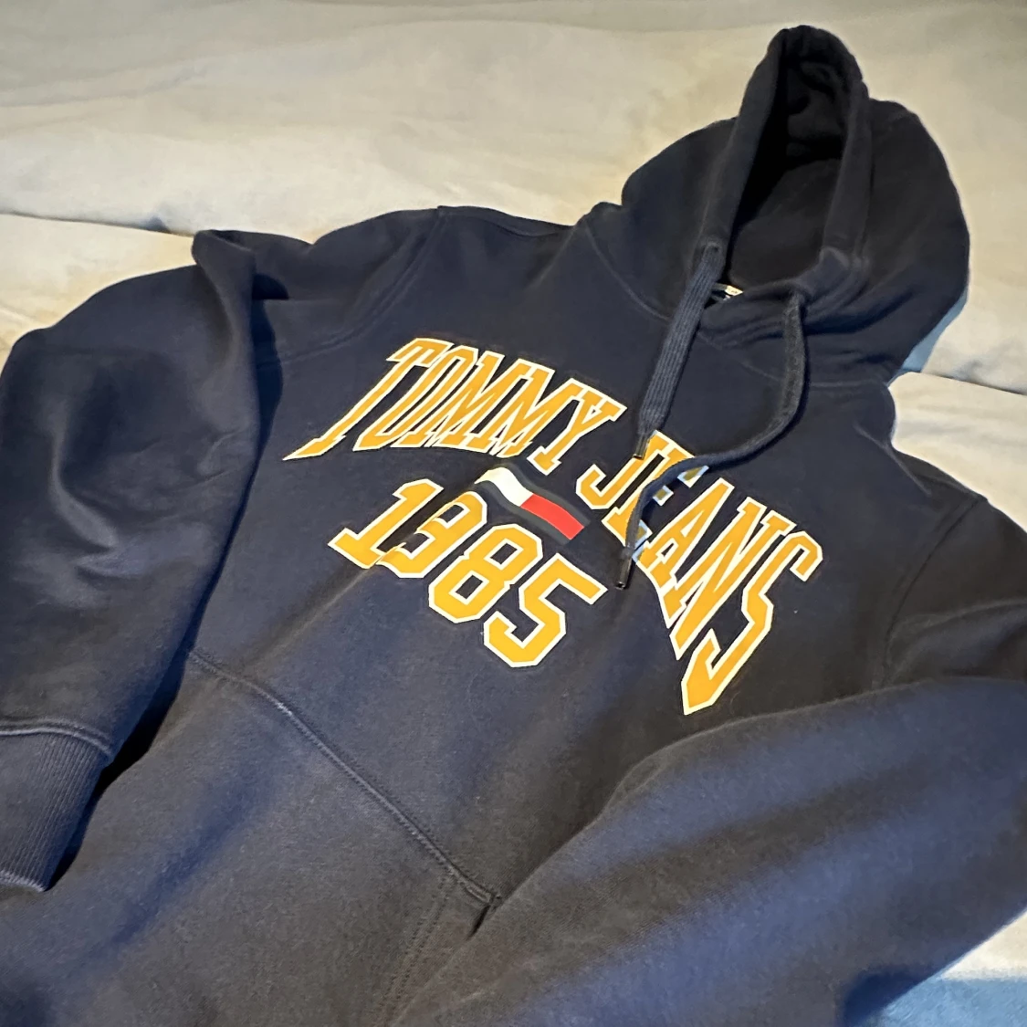 Tommy Jeans Hoodie  - 90