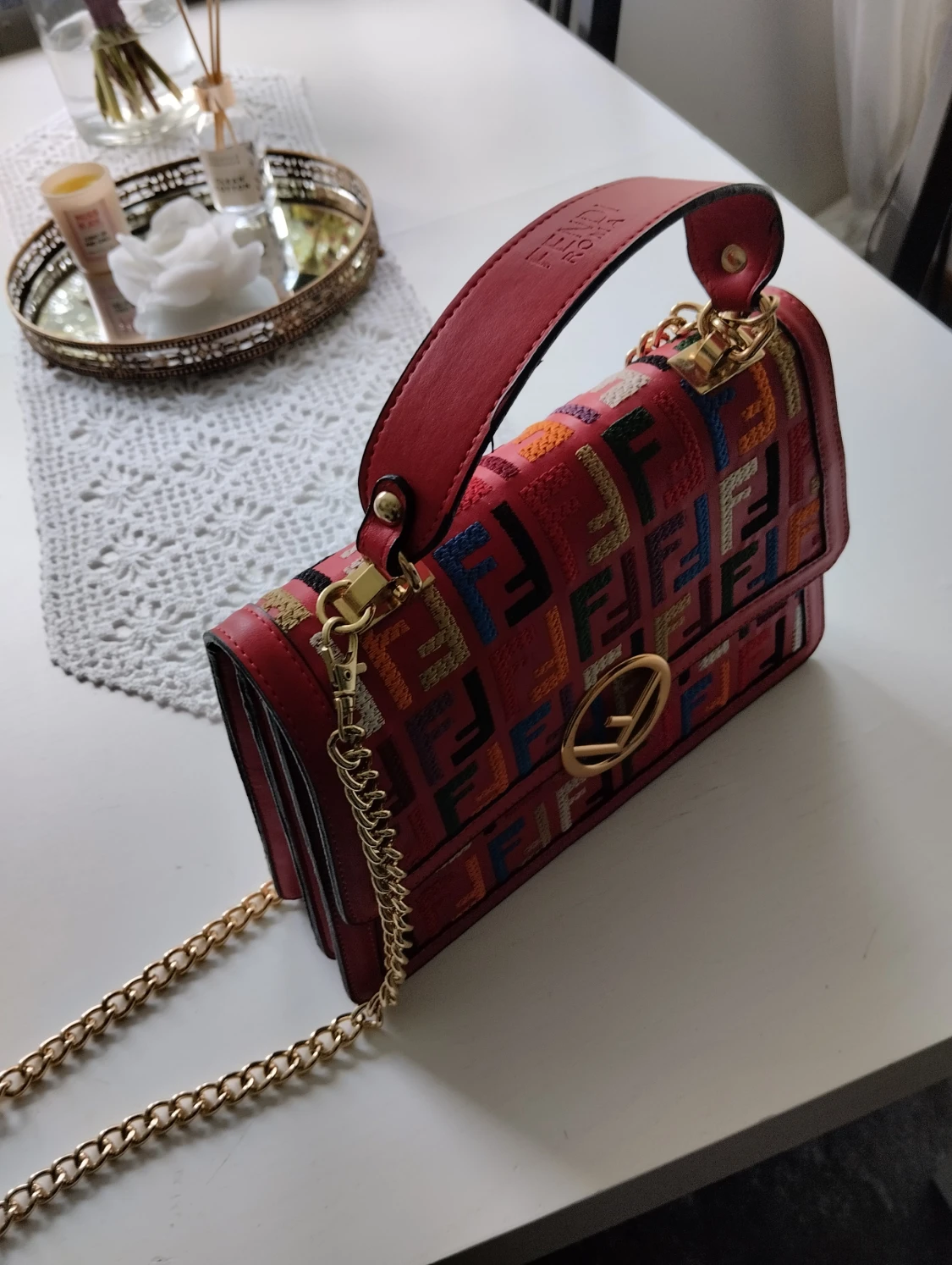 Fendi handväska  - 90