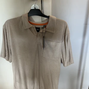 Frotte piké  - Only & Sons frotte piké med prislapp kvar.  