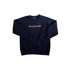 Reebok sweatshirt  - Tyvärr för liten för mig men annars svin snygg!!