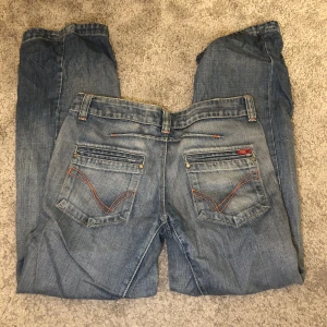 Jeans - Blå jeans. Är i väldigt bra skick!💙