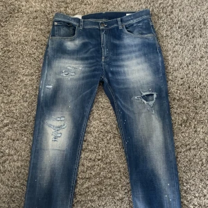 Dondup jeans - Säljer mina dondup jeans pågrund av att dom är försmå storlek 34 jättebra skick