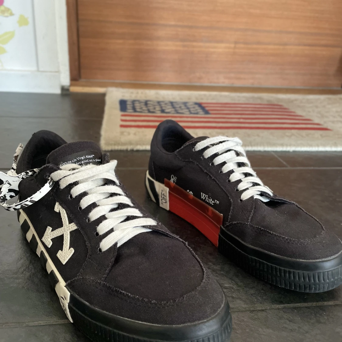 Off white skor  - 91