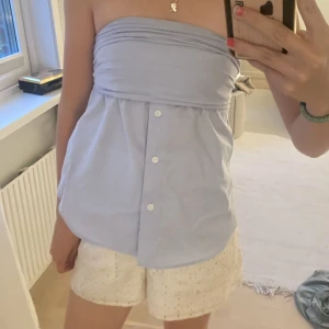 Topp - Supersöt topp som jag bara haft på mig 1 gång! Tyvärr är den för liten för mig som vanligtvis brukar ha S o M 