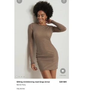 Glittrig miniklänning  - Jättefin glittrig miniklänning från NA-KD i storlek xs. Jättebra passform och skönt material, i jättefint skick. Endast använd fåtal gånger. 😍 Säljs för att den inte kommer till användning 🌸🫶