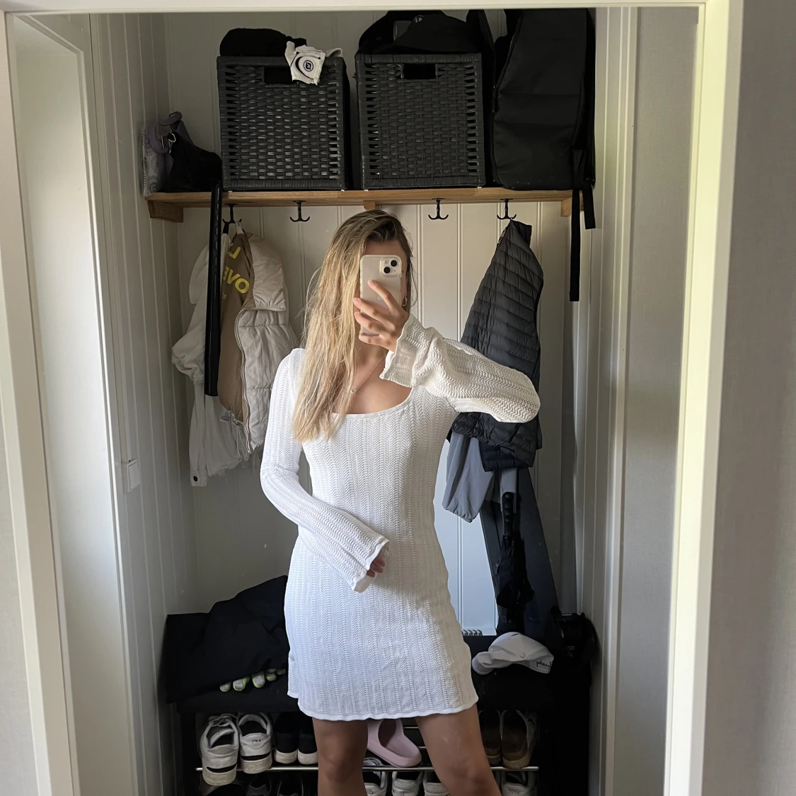 Vacker sommar/strandklänning  - 90