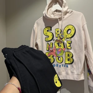 Hoodie byxor set  - Jätte fint! 