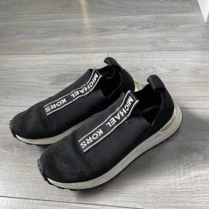 Michael kors skor  - Michael kors skor i bra skick 