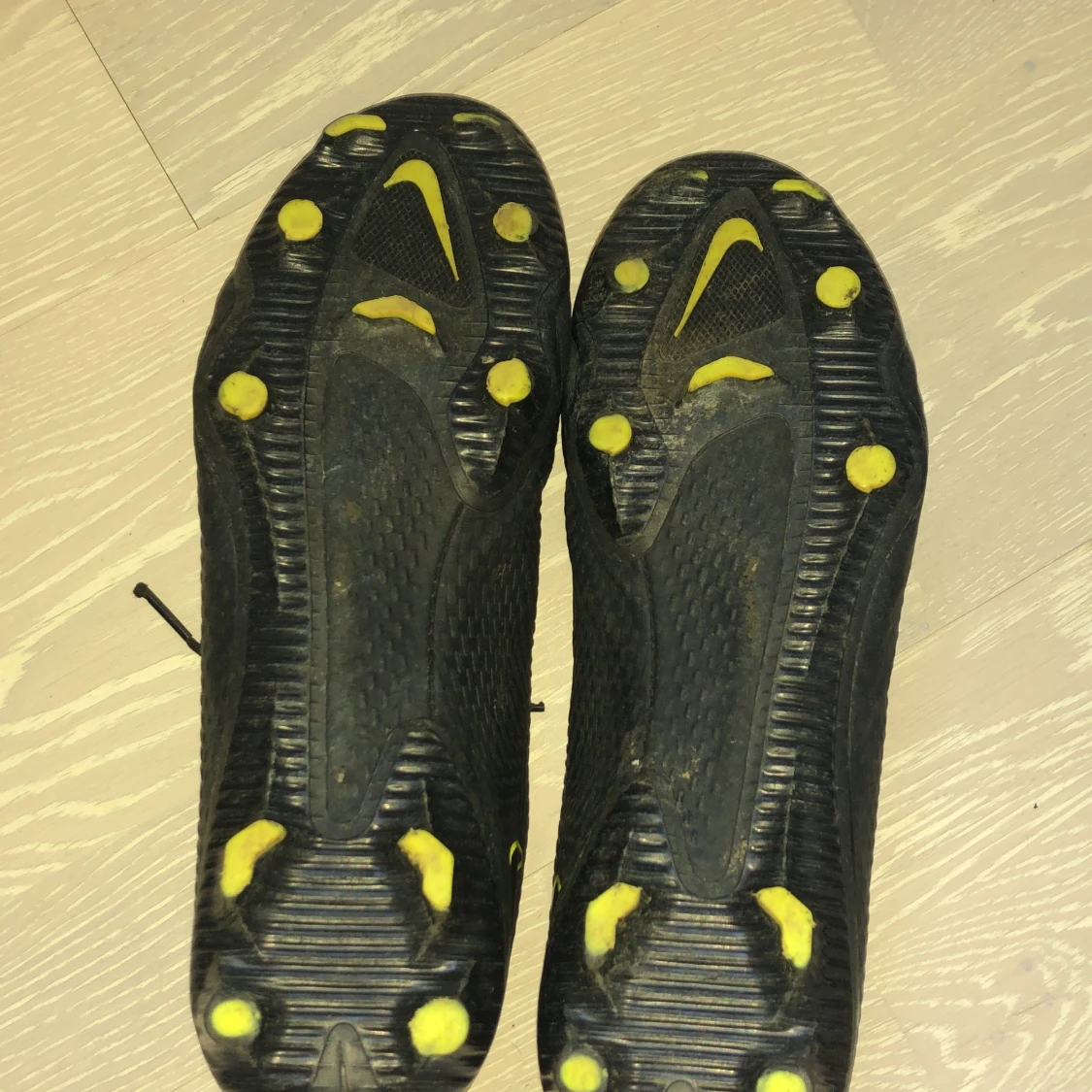 Fotbollskor - 91