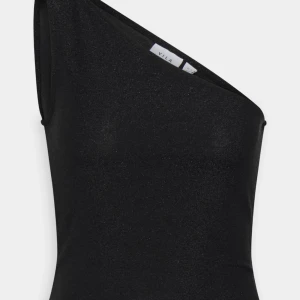 Festtopp - Snygg glittrig festtopp från vila i storlek S, helt oanvänd💗