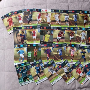 Fotbollskort  - 49st fotbollskort Kom med pris förslag 