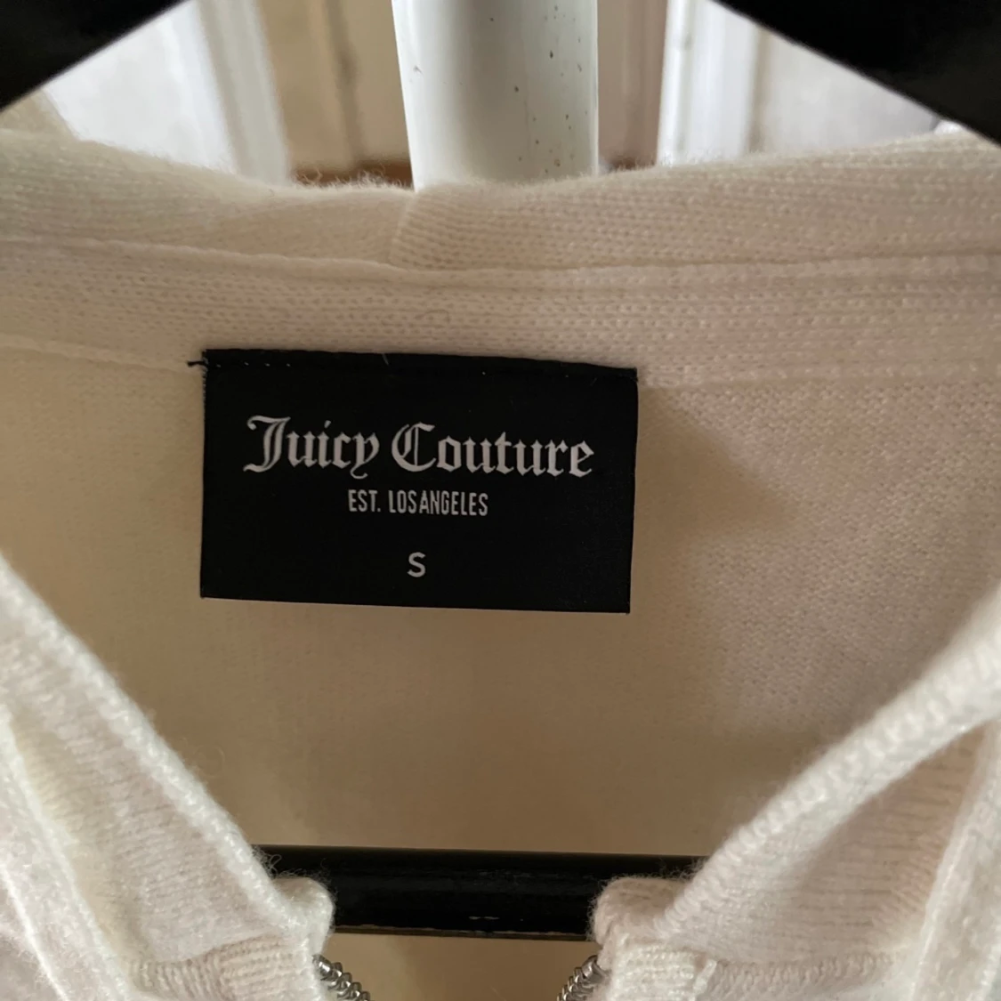 Benvit kofta från Juicy Couture - 90