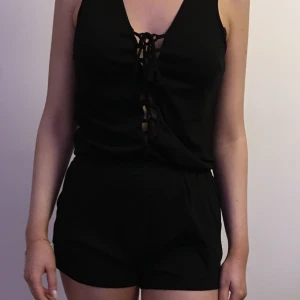 Playsuite  - Fint skick 