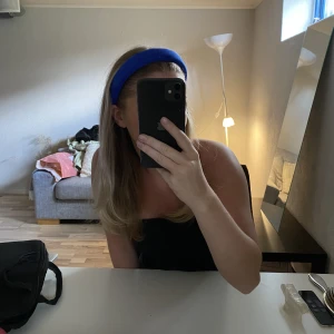 Diadem - Jättegulligt diadem som tyvärr inte kommer till användning💙💙