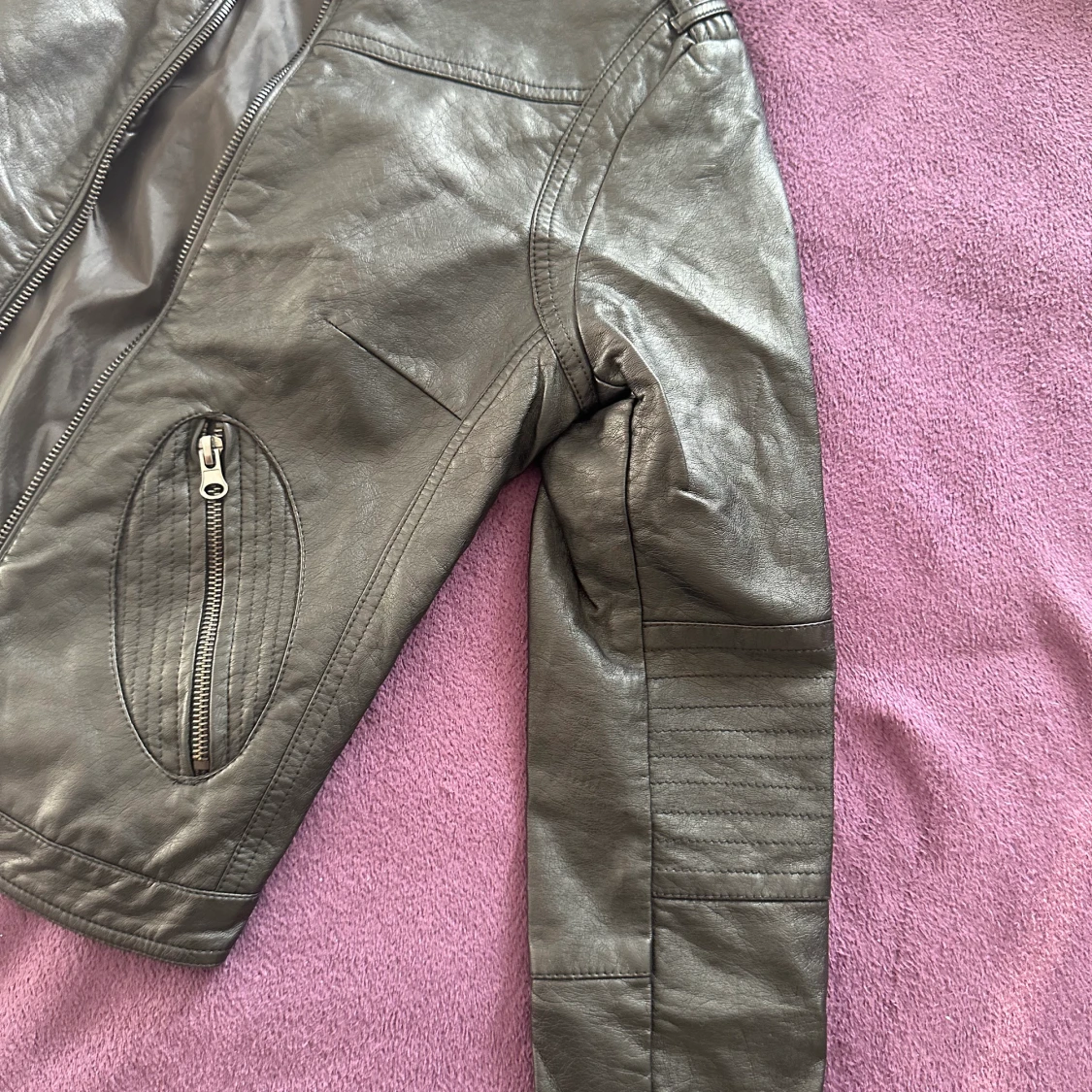 Vintage skinnjacka - 90