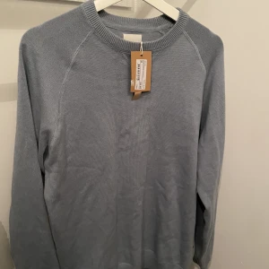 Tröja dobber ny - Ny oanvänd tröja från Dobber. Storlek medium 