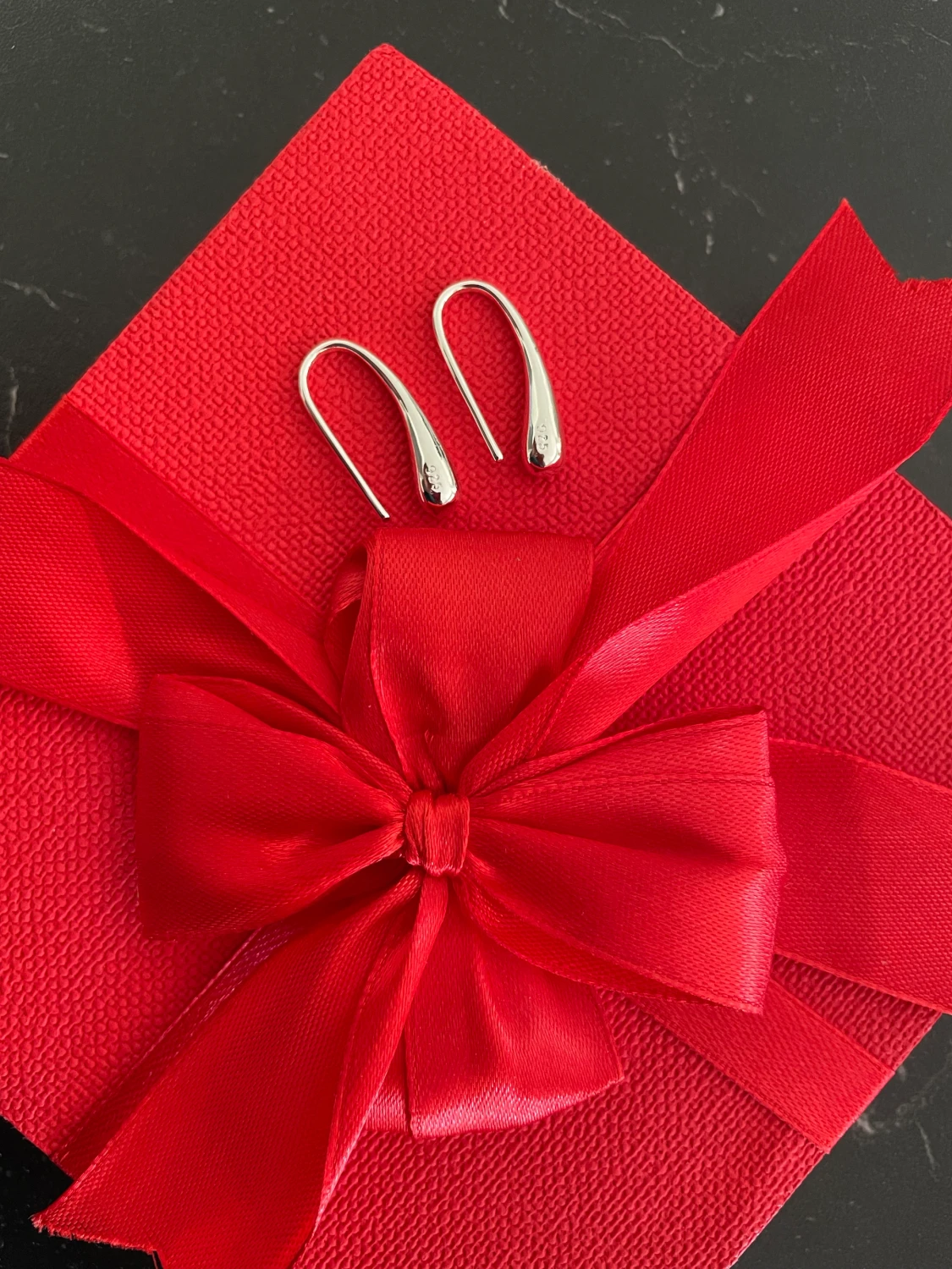 Superfina drop örnhänge, stämplat 925 - 90