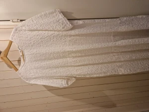Klänning från Monki  - Helt ny, seersucker-klänning.