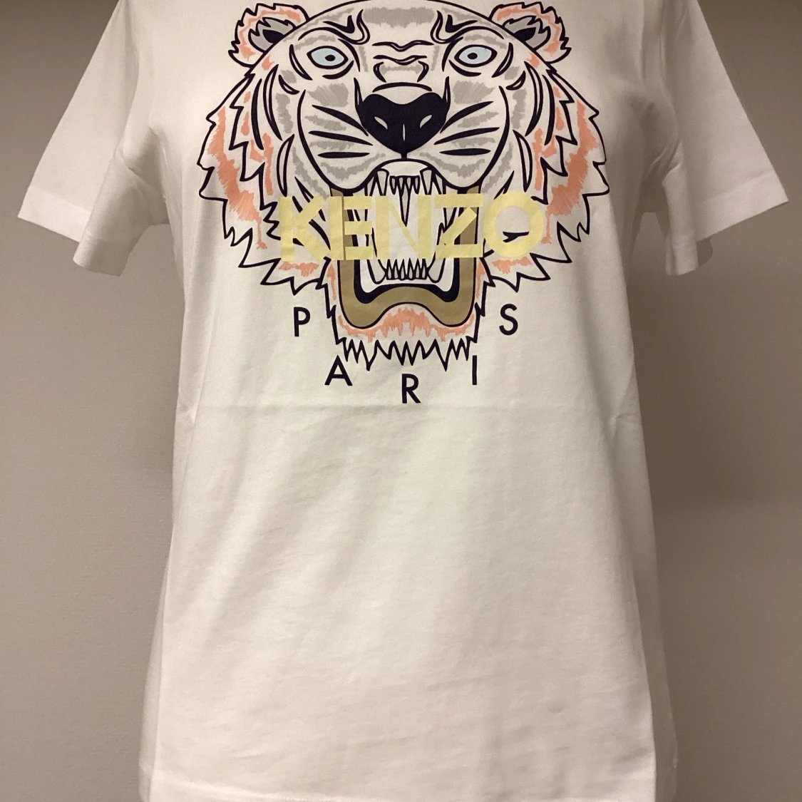 Två helt nya Kenzo t-shirts - 91