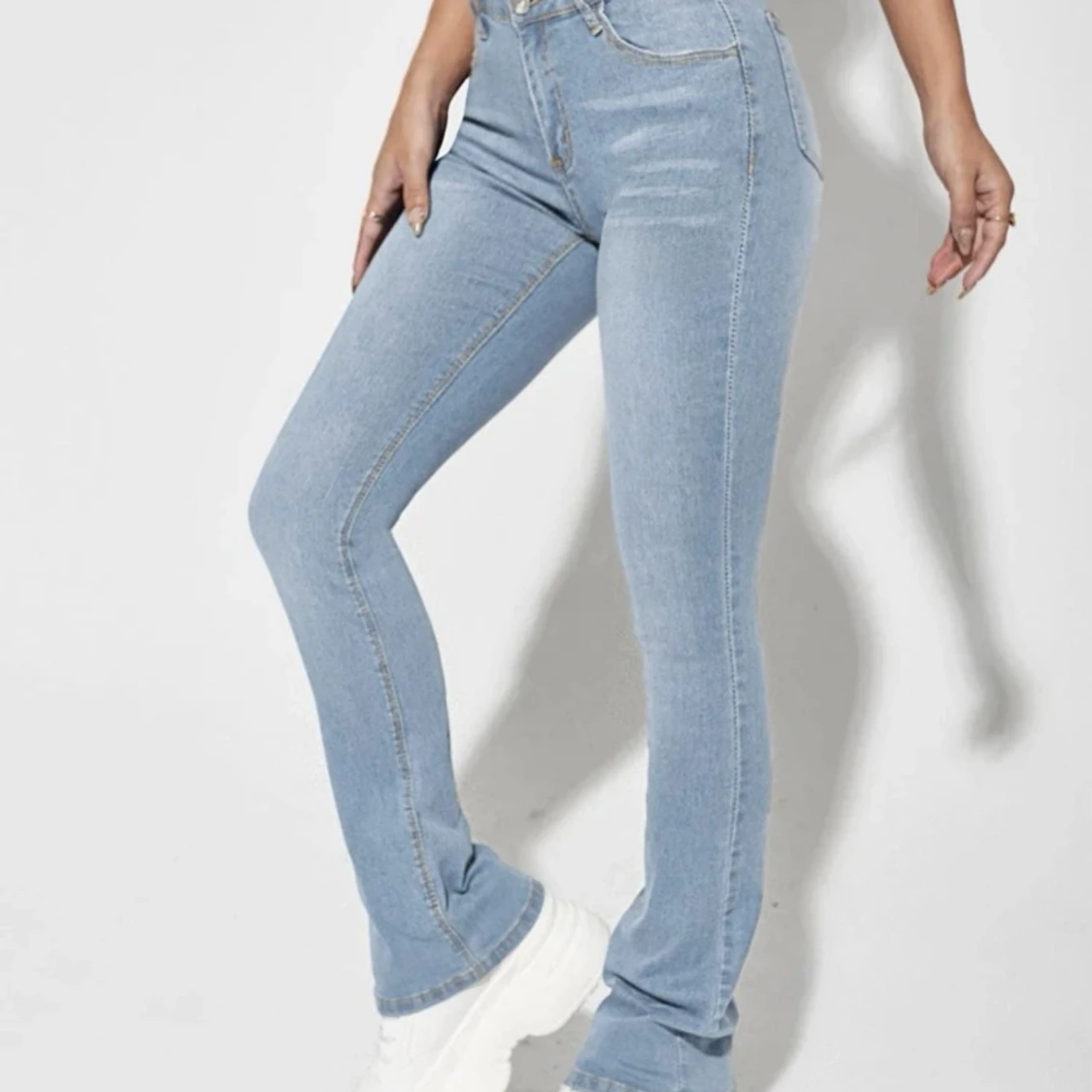 Utsvängda jeans