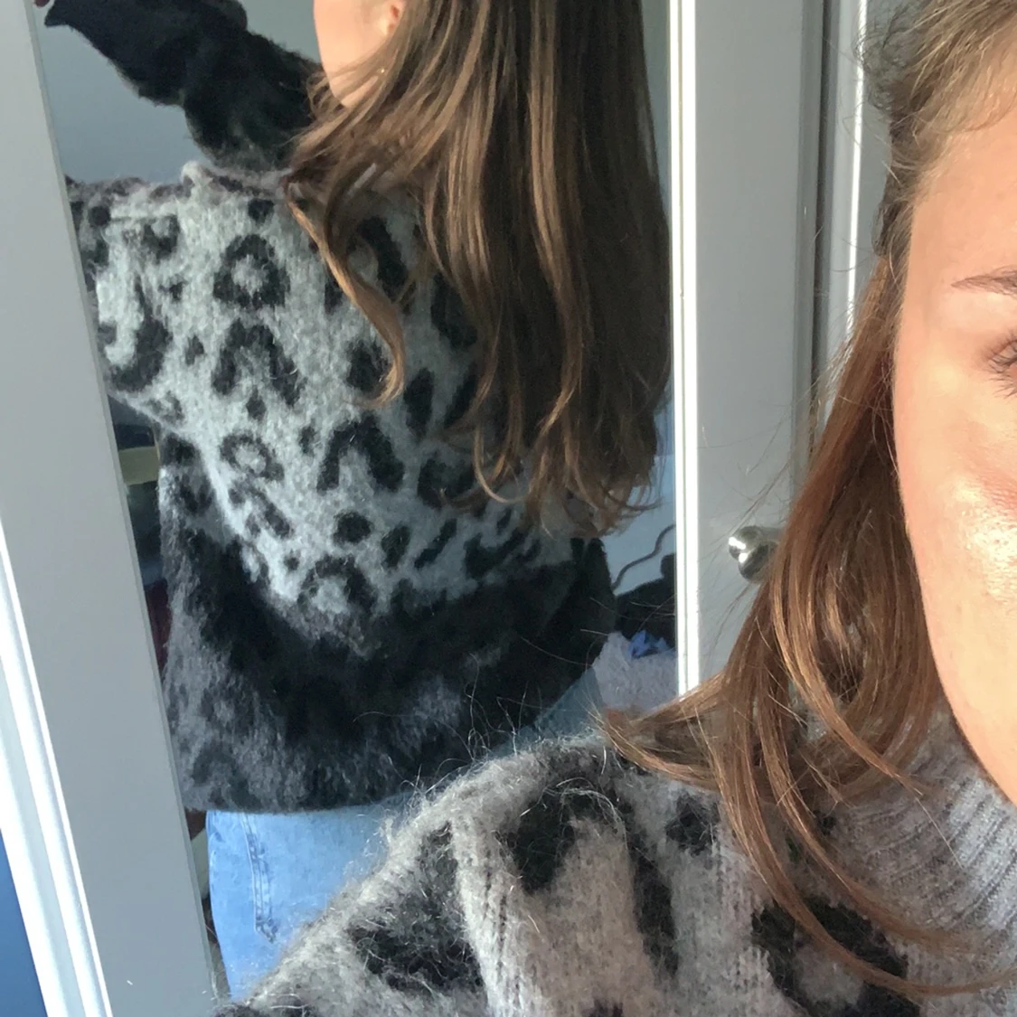 Stickad tröja.  - 90