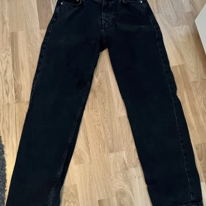 Sweet skbts jenas - Pris kan diskuteras! Knappt använda sweet skbts jeans i storlek 28/28 säljer för ja inte använder de längre o dom har inga problem 