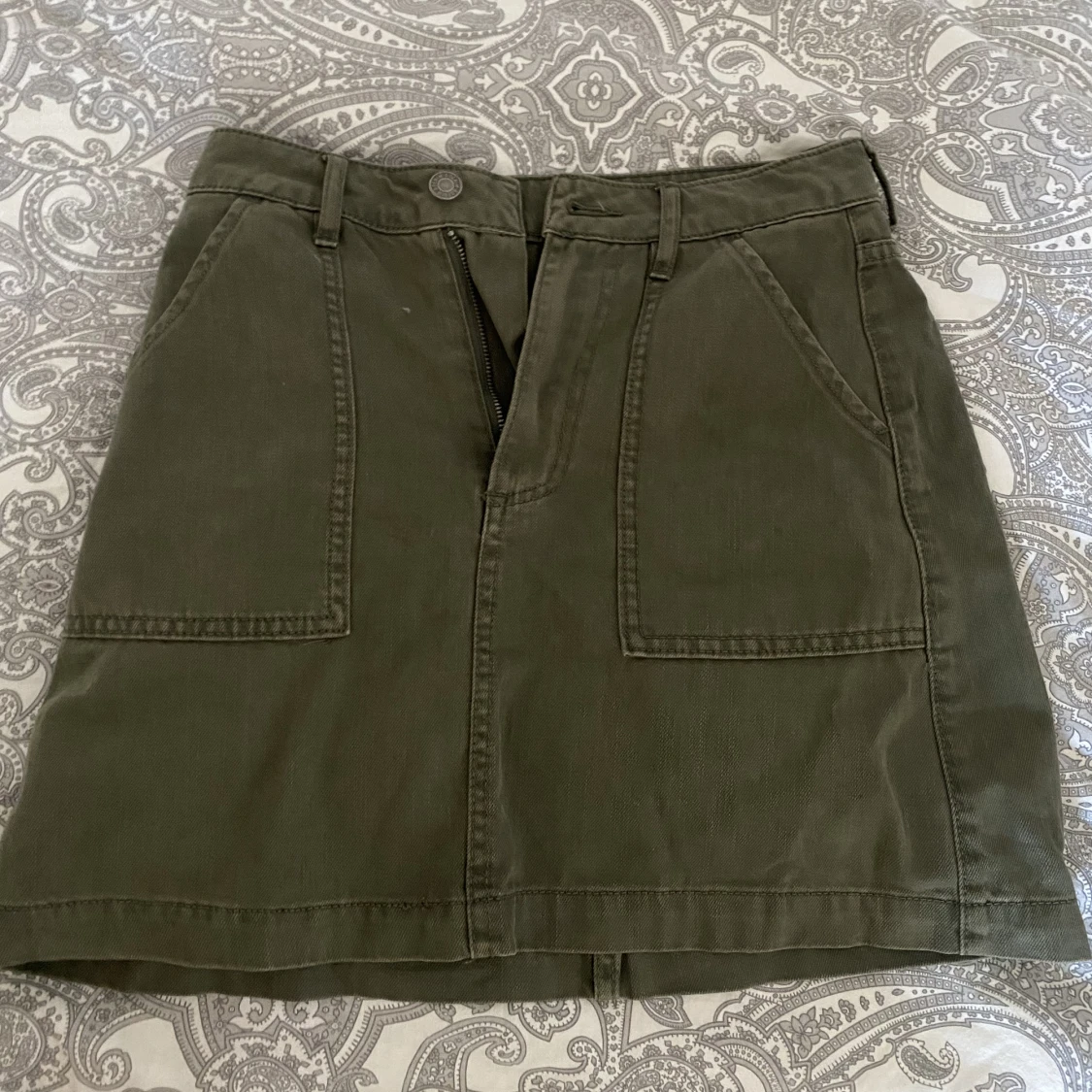 Grön jeans/cargo kjol