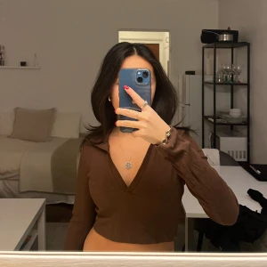 Långärmad topp - Långärmad ribbad topp från zara, använd ett fåtal gånger